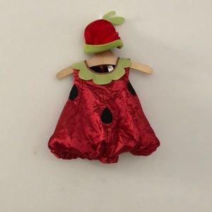 Strawberry Costume w/hat size 6-12 months
